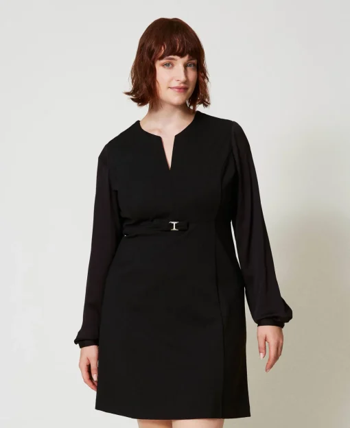 Abito Corto Con Fiocco E Oval T