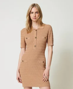 Abito Corto Fitted In Maglia Con Bottoni
