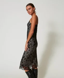 Abito Longuette In Tulle Con Ricamo A Mano