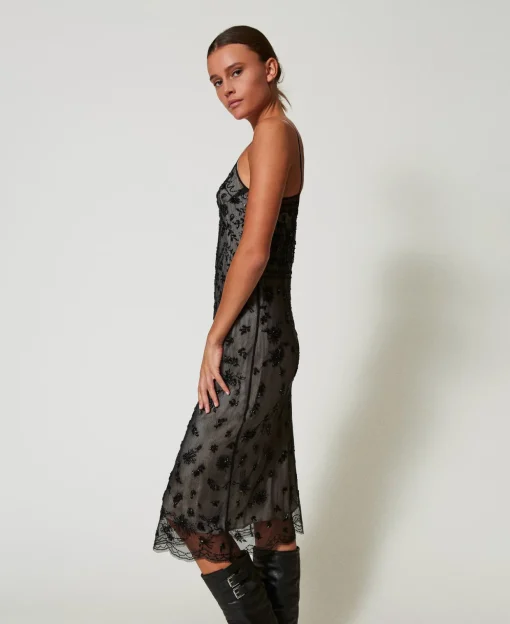 Abito Longuette In Tulle Con Ricamo A Mano