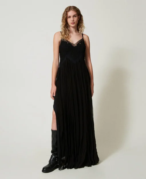 Abito Lungo In Creponne E Tulle