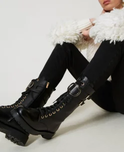 Anfibi Alti In Pelle Con Oval T