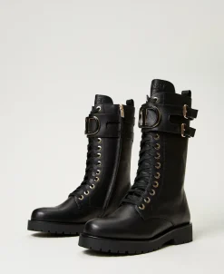 Anfibi Alti In Pelle Con Oval T