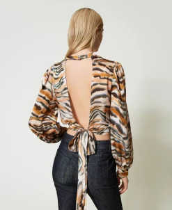 Blusa Cropped In Raso Animalier