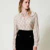 Blusa In Creponne Con Stampa Fiocchi
