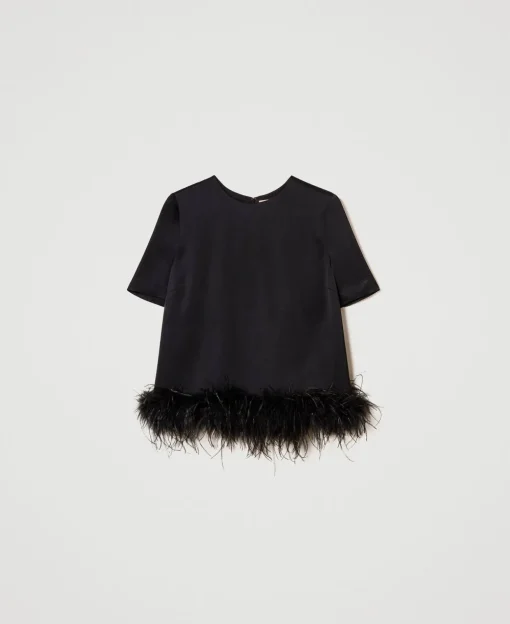 Blusa In Raso Con Piume