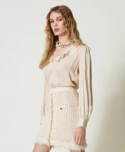 Blusa In Raso Con Volant