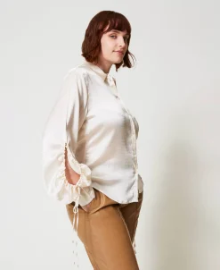 Camicia In Raso Martellato Con Oblò