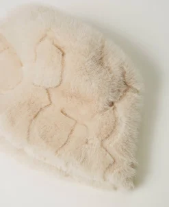 Cappello Bucket In Faux Fur Con Logo