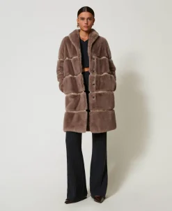 Cappotto In Faux Fur Con Intarsi