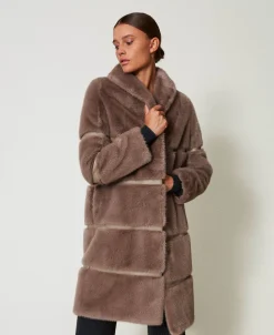 Cappotto In Faux Fur Con Intarsi