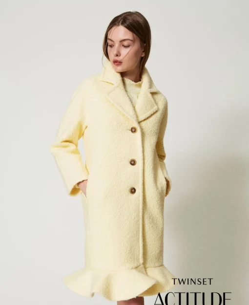 Cappotto In Panno Arricciato