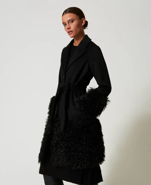 Cappotto In Panno Di Misto Lana E Faux Fur