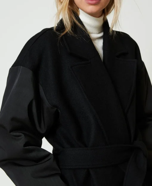 Cappotto In Panno Di Misto Lana