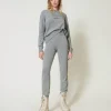 Joggers In Maglia Misto Lana Con Logo Ricamato