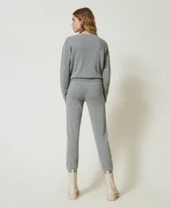 Joggers In Maglia Misto Lana Con Logo Ricamato