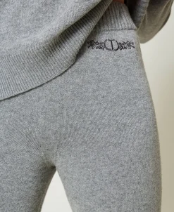 Joggers In Maglia Misto Lana Con Logo Ricamato