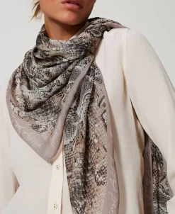 Kefiah In Georgette Con Stampa Snake