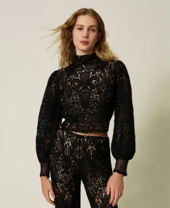 Maglia Boxy In Crochet A Fiori