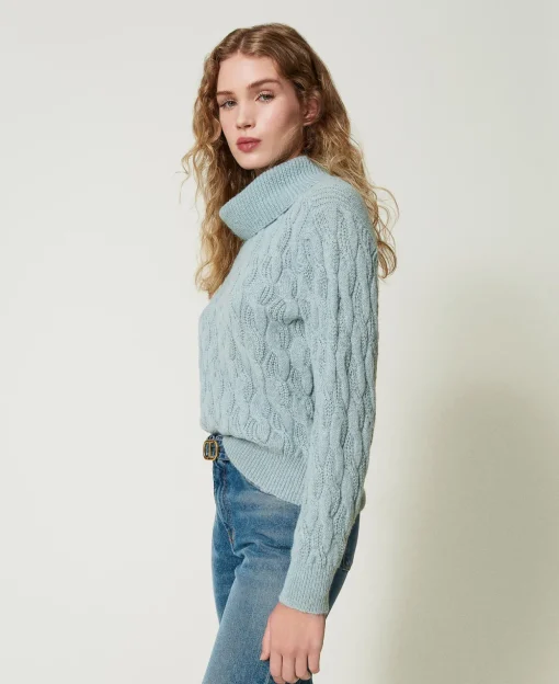 Maglia Con Trecce E Maxi Collo