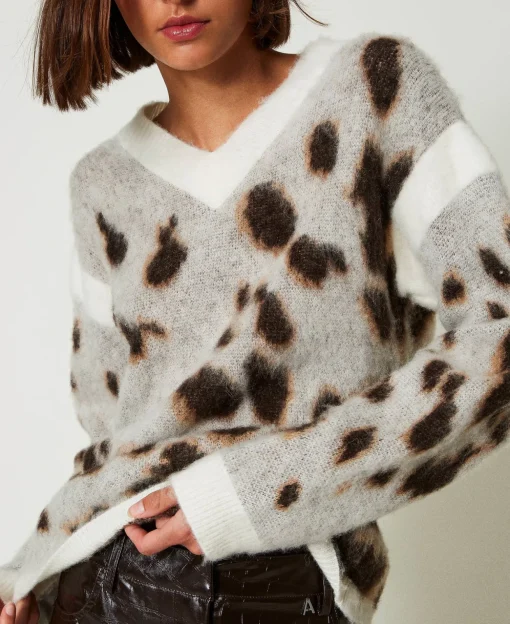Maglia Jacquard Animalier In Misto Lana