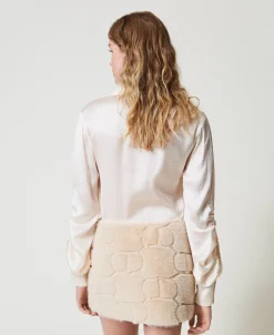 Minigonna In Faux Fur Con Oval T