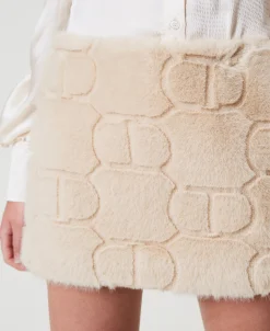 Minigonna In Faux Fur Con Oval T