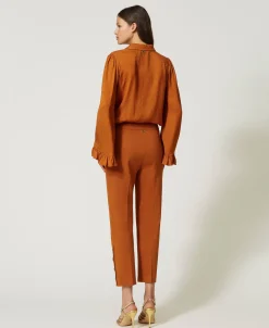 Pantaloni Cropped Con Bottoni