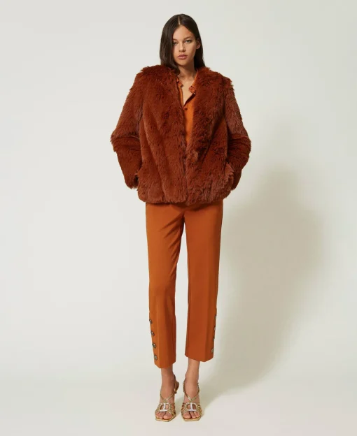 Pantaloni Cropped Con Bottoni
