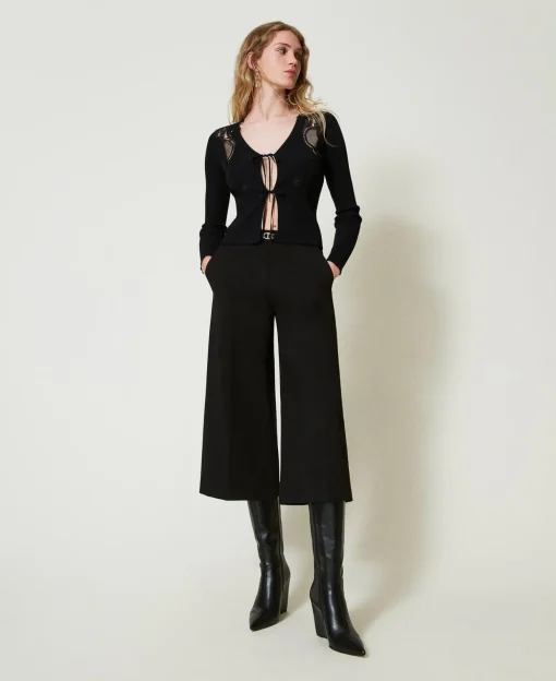 Pantaloni Cropped Con Cinturino Oval T
