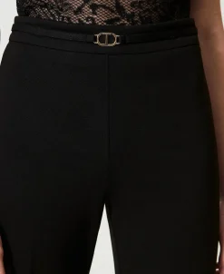 Pantaloni Straight Leg Con Cinturino Oval T