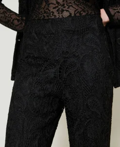 Pantaloni Wide Leg In Pizzo Macramè