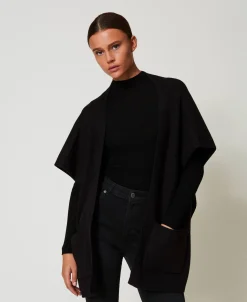 Poncho In Maglia Con Ricamo Logo