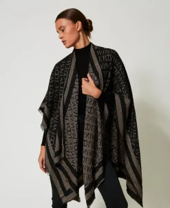 Poncho Jacquard Con Logo