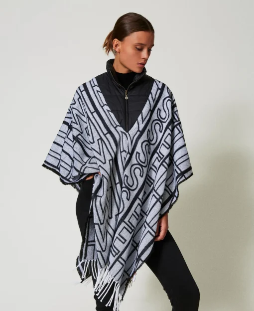 Poncho Jacquard Con Logo