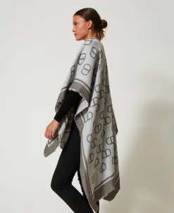 Poncho Jacquard Con Oval T