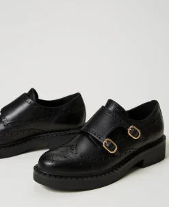 Scarpe In Pelle Con Cinturini