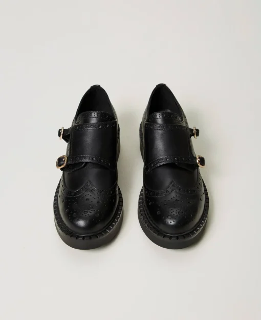Scarpe In Pelle Con Cinturini