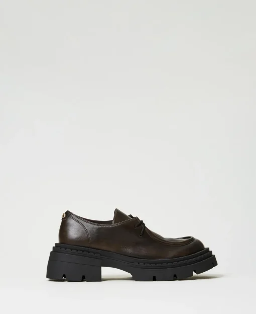 Scarpe Stringate Con Oval T