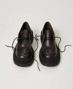 Scarpe Stringate Con Oval T