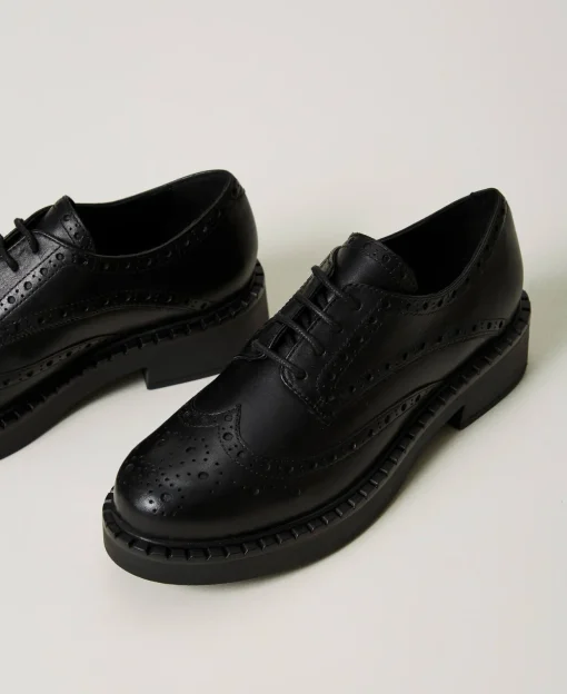 Scarpe Stringate In Pelle