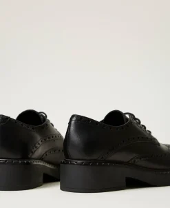 Scarpe Stringate In Pelle