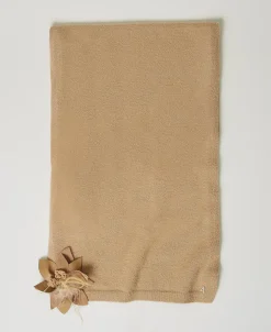 Sciarpa In Maglia Con Spilla A Fiore