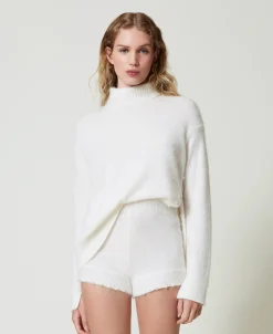 Shorts In Maglia Misto Angora Con Perle