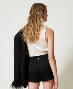 Shorts In Raso