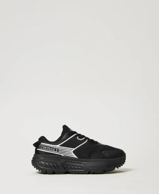Sneakers Fessura A Righe Con Logo A Contrasto
