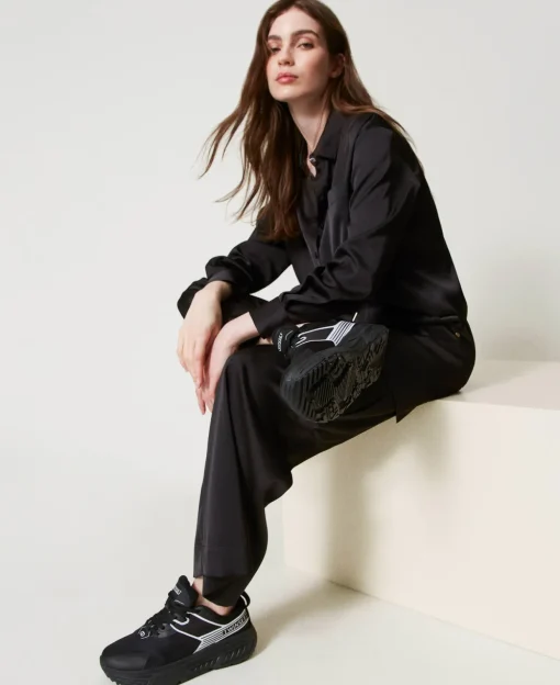Sneakers Fessura A Righe Con Logo A Contrasto