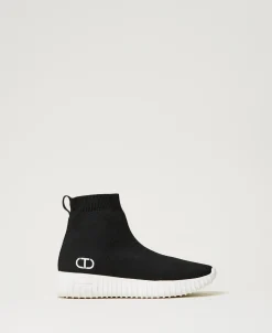 Sneakers Fessura Con Oval T