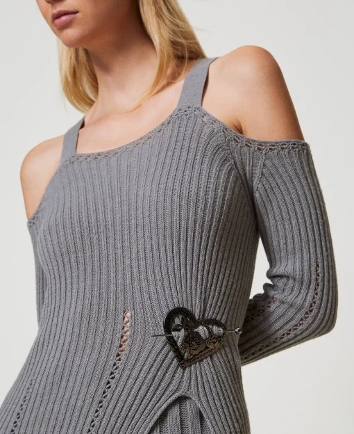 Spilla A Cuore Con Fiore