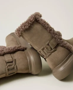 Stivaletti Con Dettagli In Faux Fur